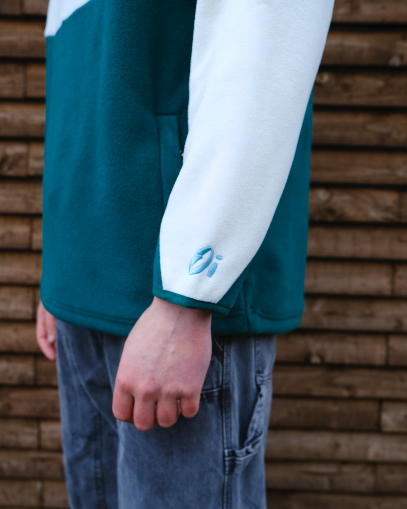 coastal wave green unisex fleece