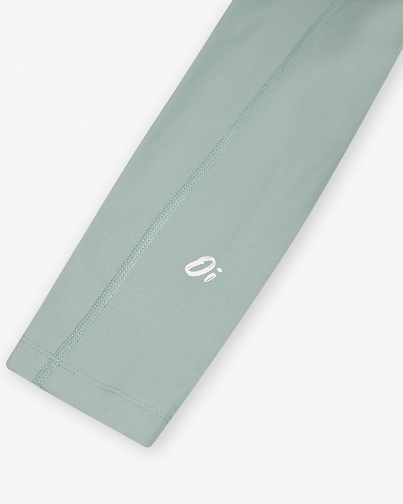 Jade Jamboree leggings in green, seamless front with side pockets