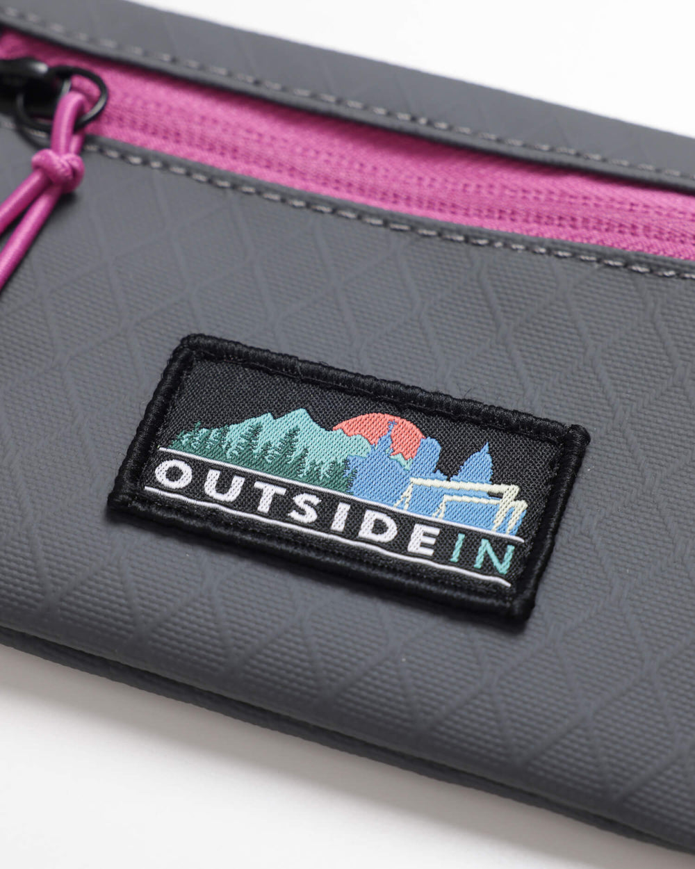 Close up of OutsideIn Light Charcoal Flat Pouch Label