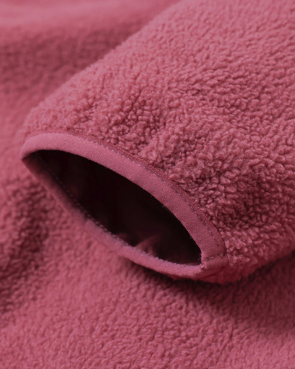 OutsideIn Raspberry Essential Fleece Sleeve