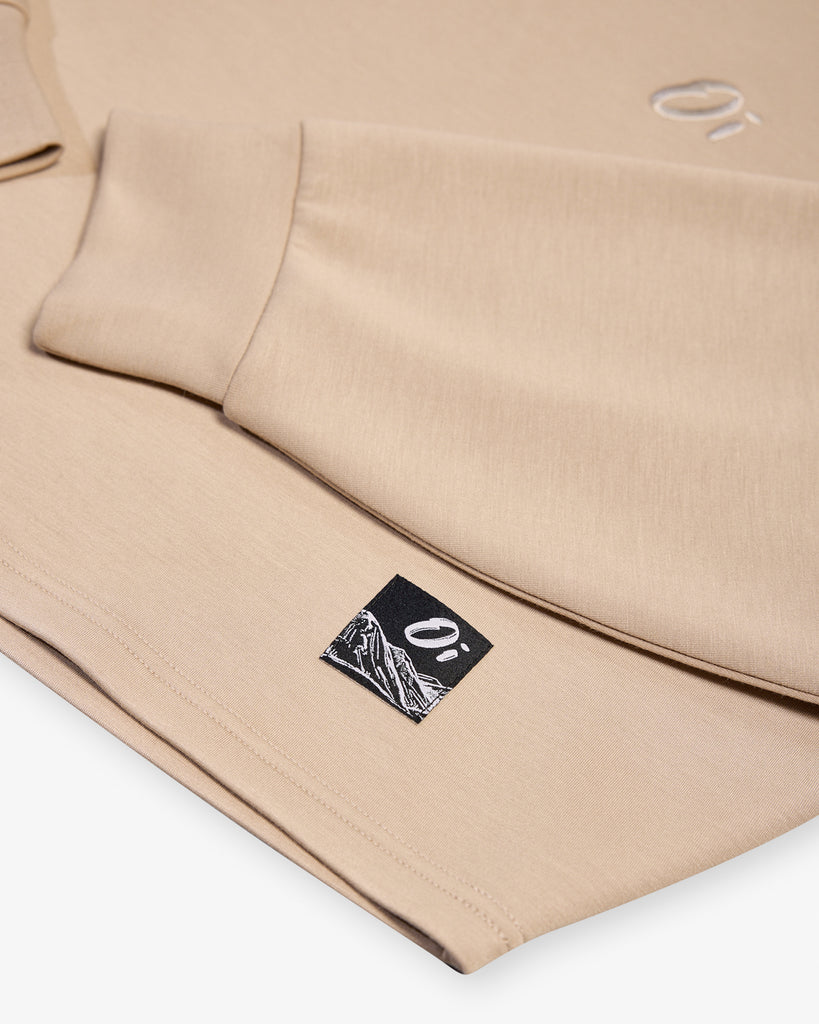 Women’s wheat cropped sweatshirt with 3/4 length cut