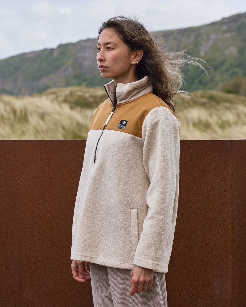 Oatmilk & Walnut borg fleece with 1/4 zip, nylon contrast, and side pockets